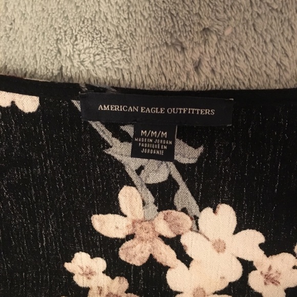 AE Floral Romper - Picture 5 of 5